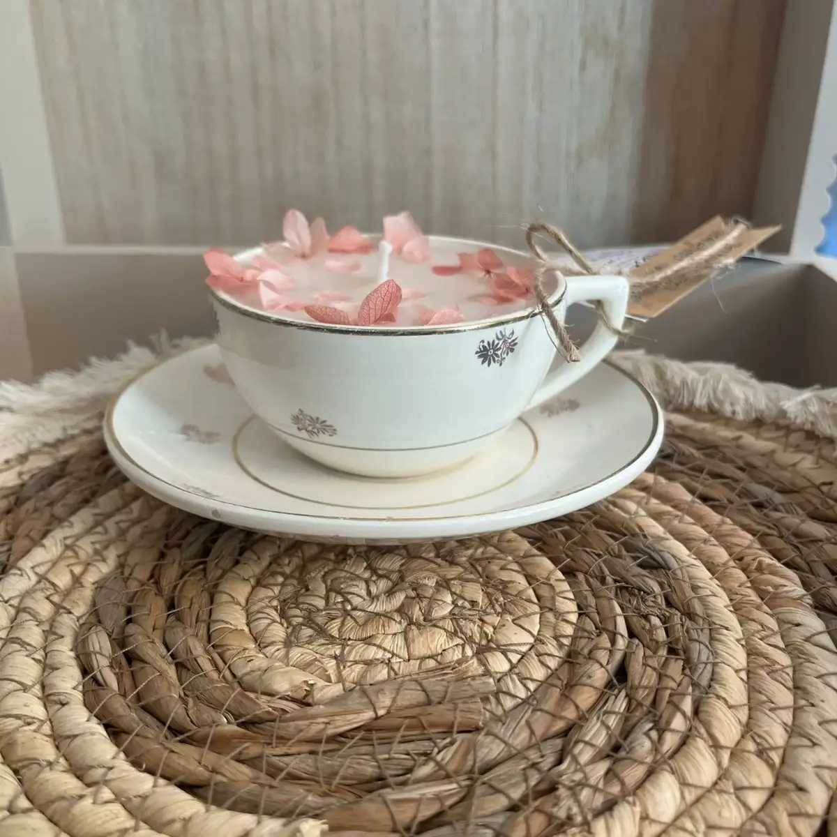 Bougie Parfumée Cèdre du Liban & Fleurs Séchées