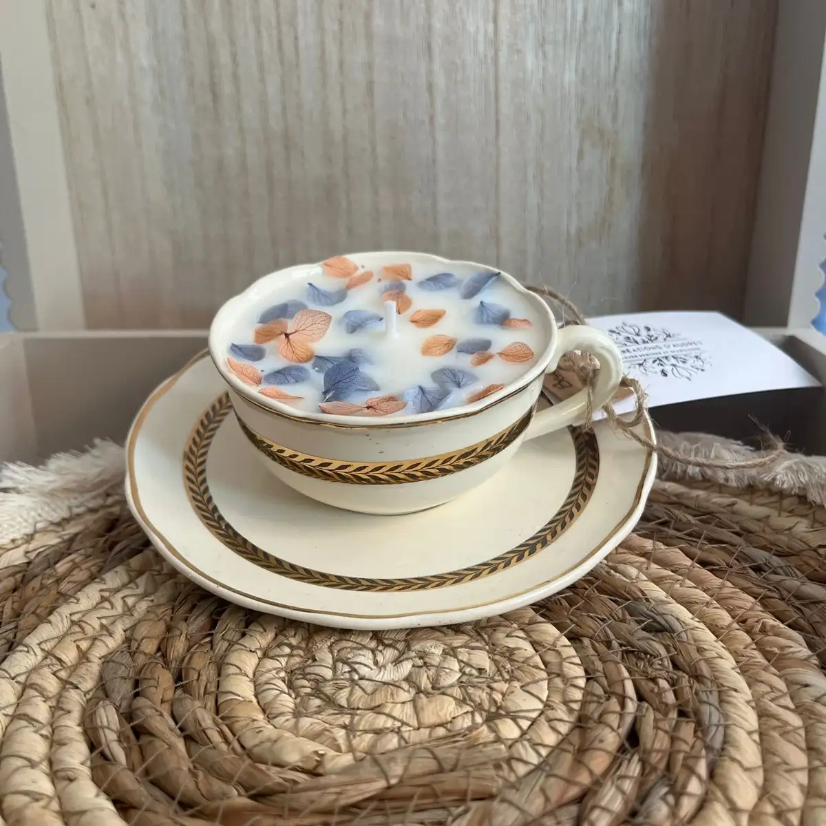 Bougie Parfumée "Douce Couverture" & Fleurs Séchées