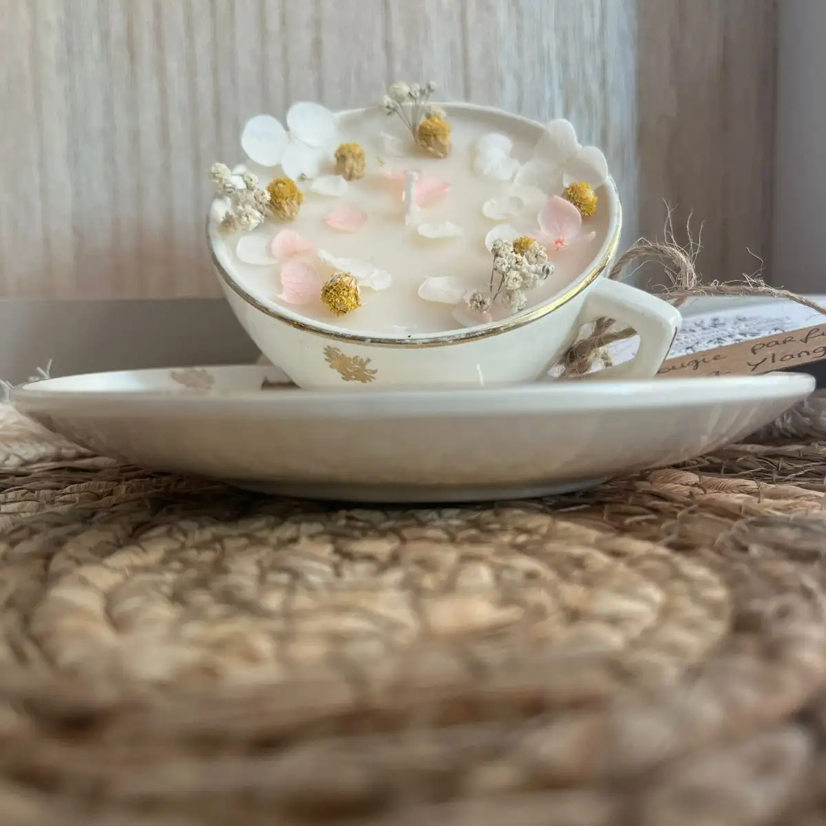 Bougie Parfumée Douceur Ylang-Ylang & Fleurs Séchées