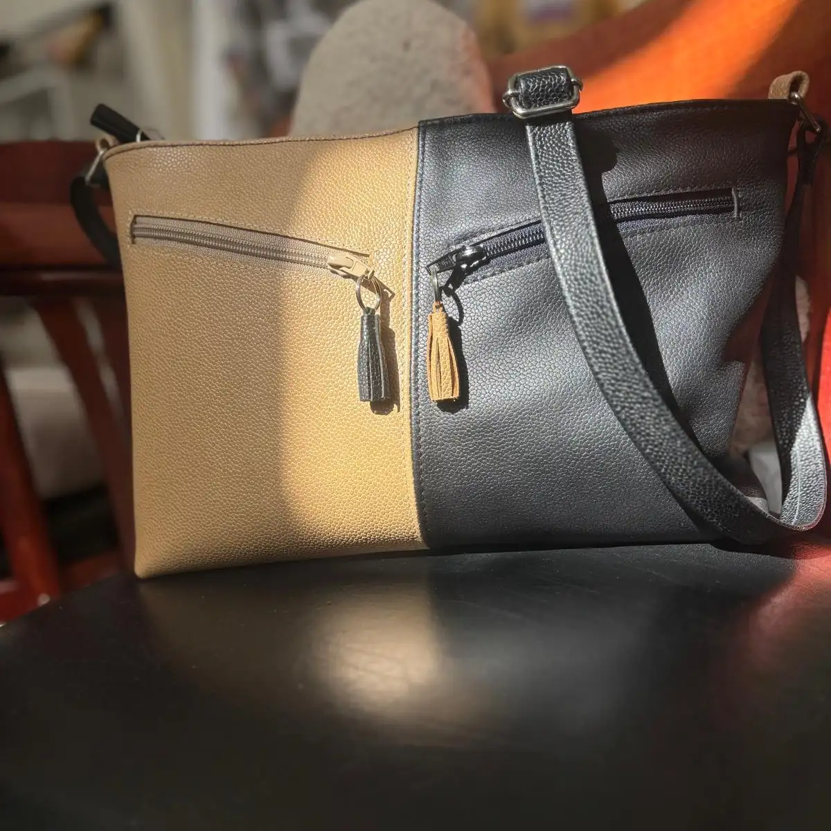 Sac Bandoulière Bicolore Camel & Noir - Nina Boutik