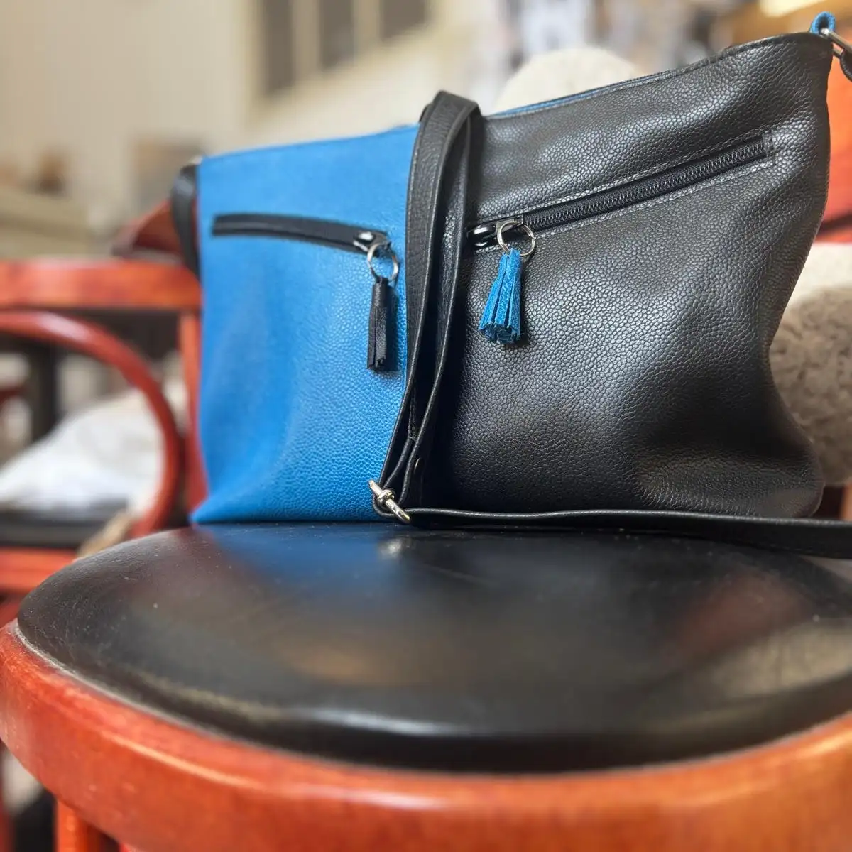 Sac Bandoulière Bicolore Bleu & Noir - Nina Boutik