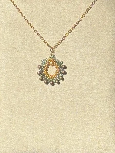 Collier - Fancy Shells Vert, Gris Métallisé & Doré - Nina Boutik