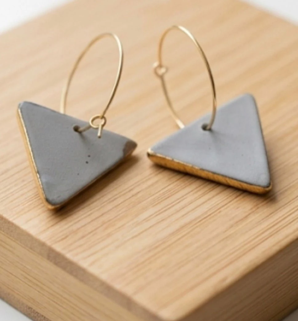 Triangle - Céramique Doré à l'Or Fin